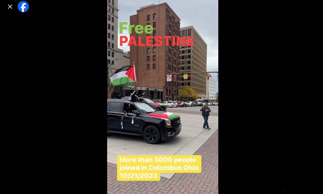 Vehículos similares al del vídeo viral en TikTok acudieron a la manifestación en apoyo a Palestina, organizada el 21 de octubre en Columbus.